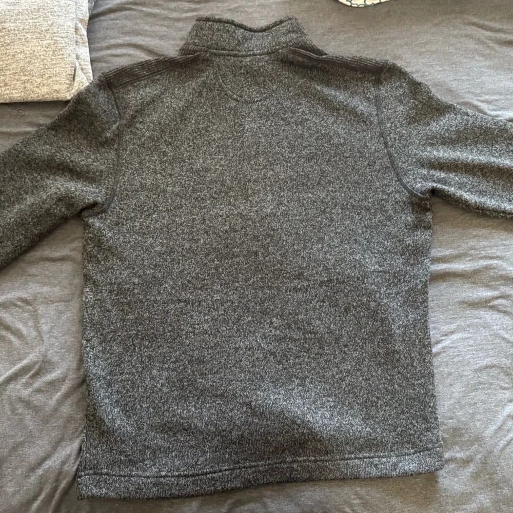 Van Heusen Gray Crewneck Sweater Classic Design - Picture 6 of 6